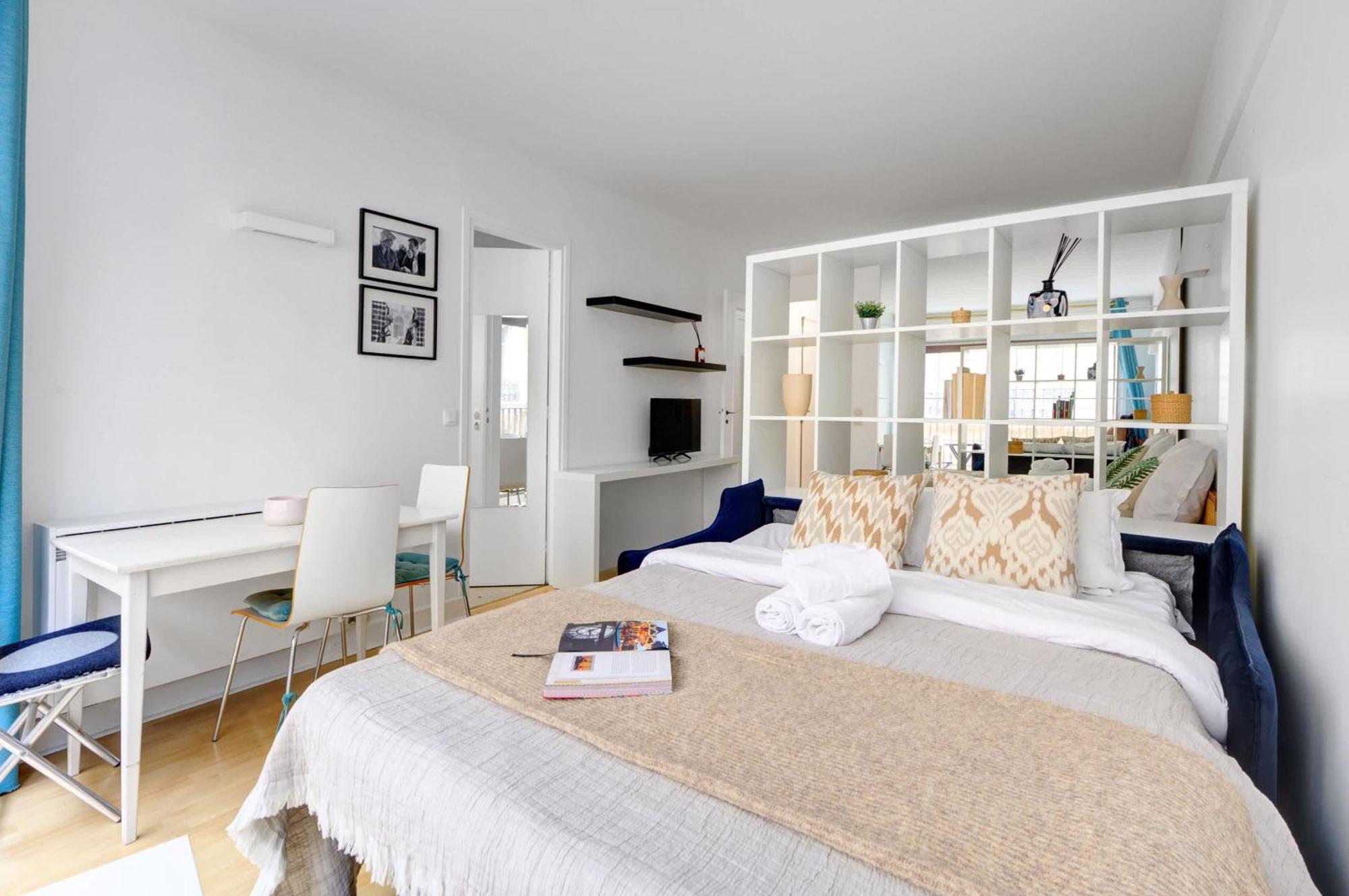 St Germain & Le Bon Marche With Balcony - Cityapartmentstay 巴黎 外观 照片